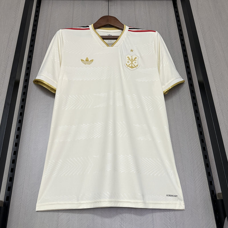 Torcedor Flamengo terceira camisa 25-26