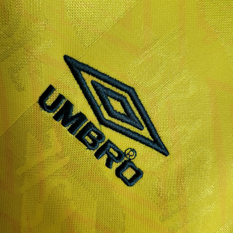 91-93-Camisa Retrô Brasil mandante