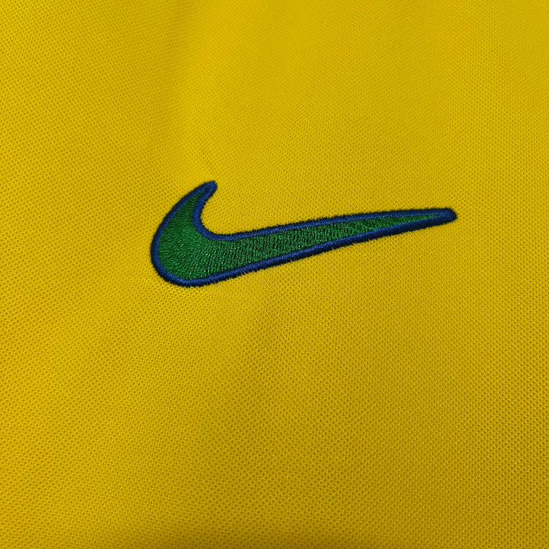 98-Camisa Retrô Brasil nome e numero Ronaldo