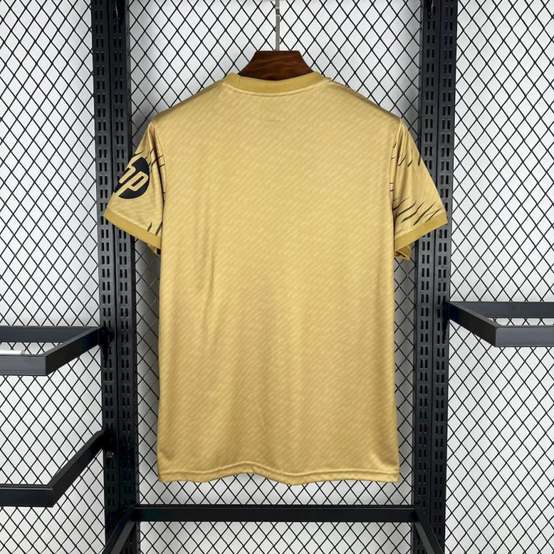 25-26 - CAMISETA TREINO REAL MADRID