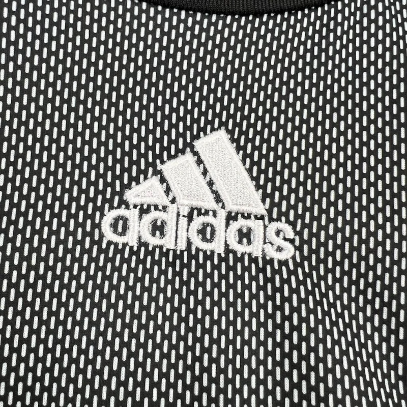02-03 - CAMISETA RETRO REAL MADRID GOLEIRO