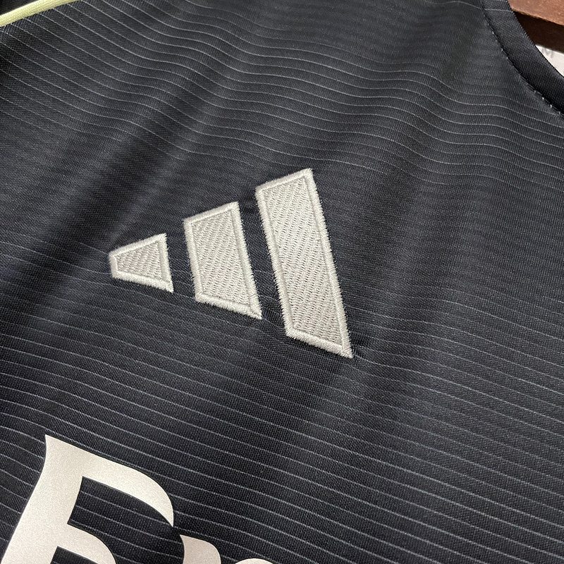 25-26 Camisa Torcedor Real Madrid visitante