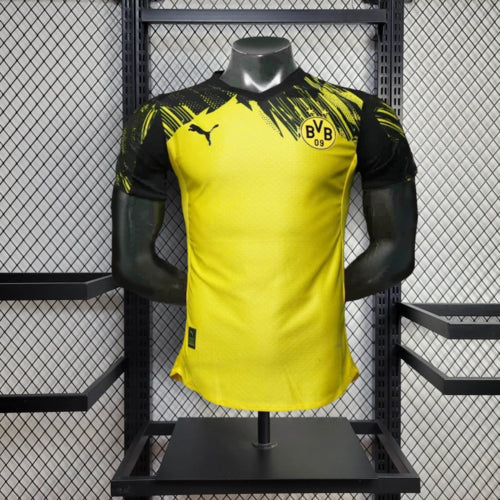 jogador Borussia Dortmund 2025