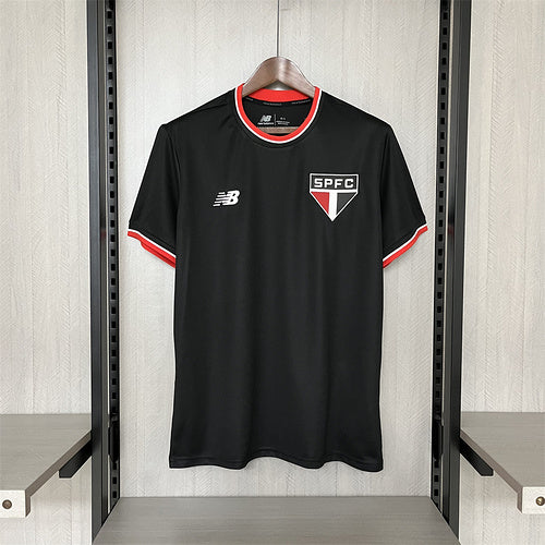 24-25 São Paulo torcedor versão preta