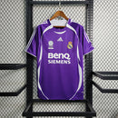 Retro 06 Real Madrid versão roxa