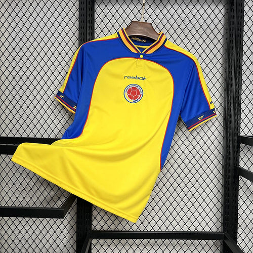 Retro Colombia 2001