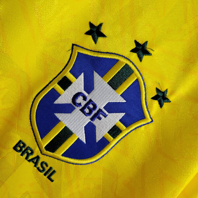 91-93-Camisa Retrô Brasil mandante