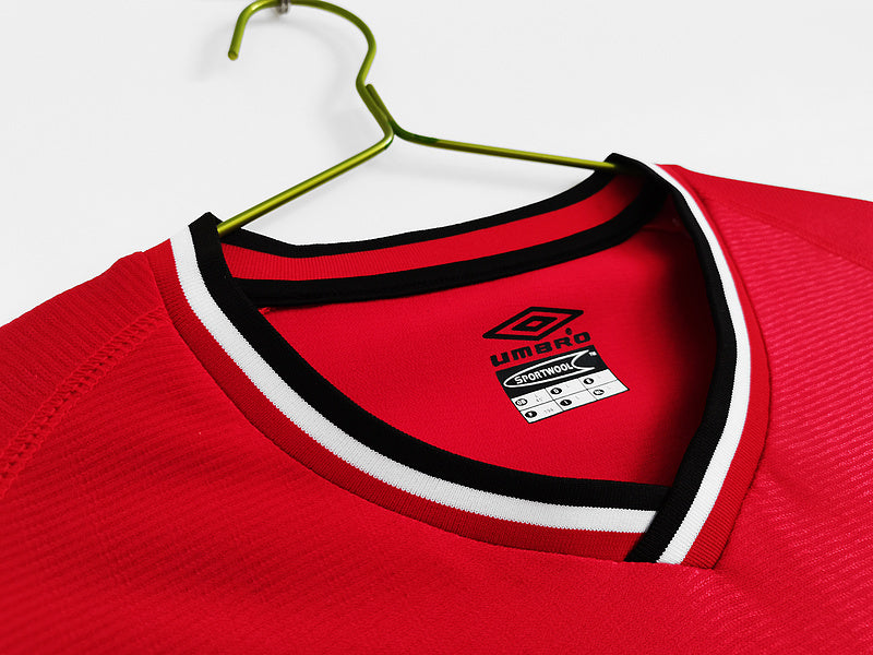 2000-2002 Manchester United mandante