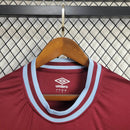 24-25 West Ham Torcedor mandante