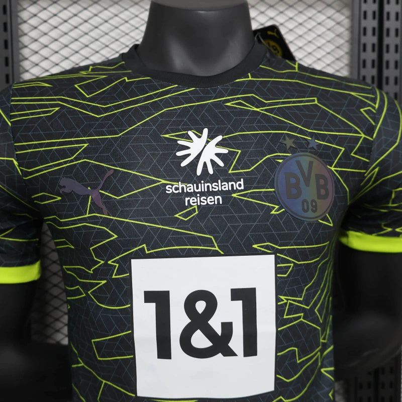 Jogador borussia dortmund 2025