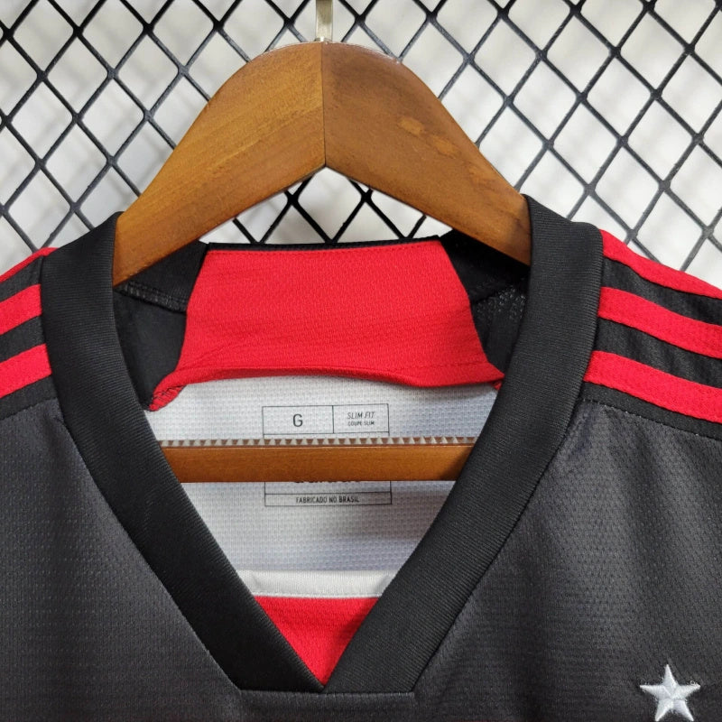 24-25 - CAMISETA TORCEDOR FLAMENGO MANDANTE
