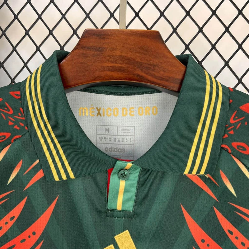 Torcedor Mexico 25-26