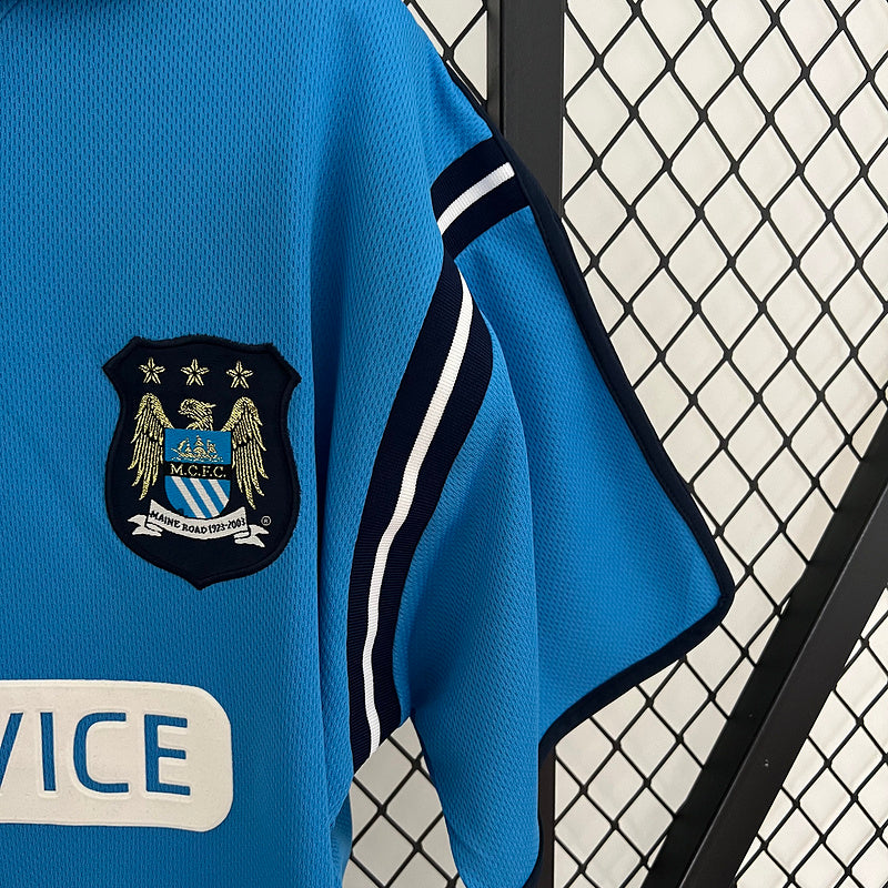 02-03 - CAMISETA RETRO MANCHESTER CITY MANDANTE