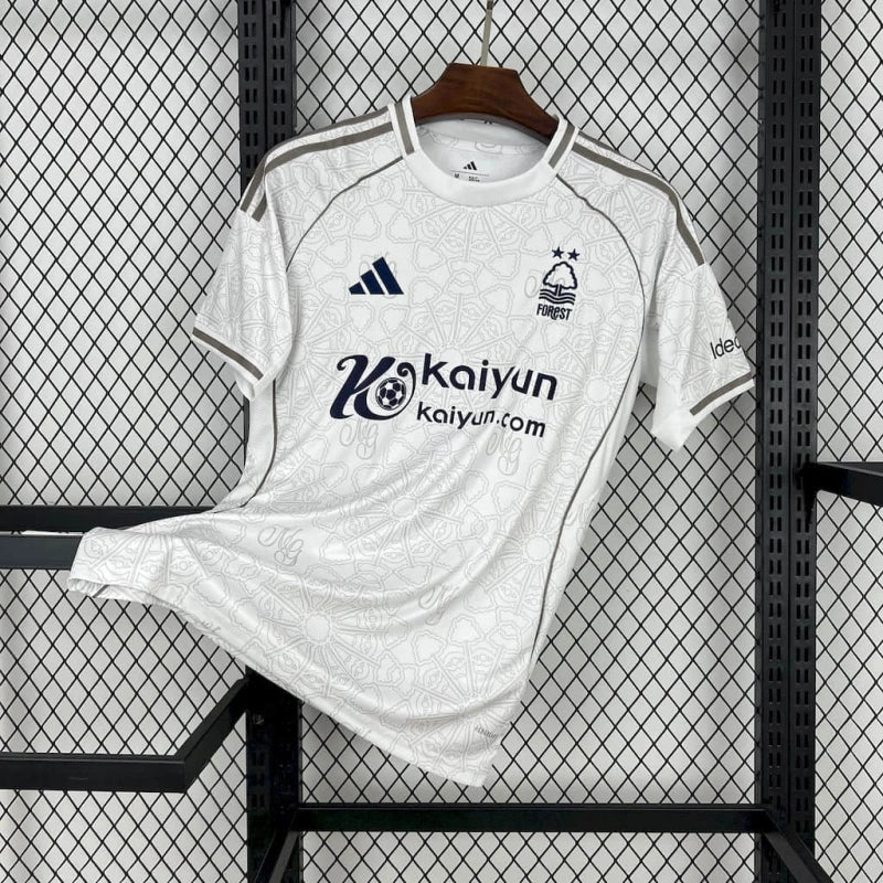 Torcedor Nottingham Forest 25-26