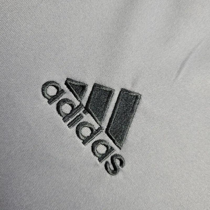 Retro 05-06 Real Madrid visitante