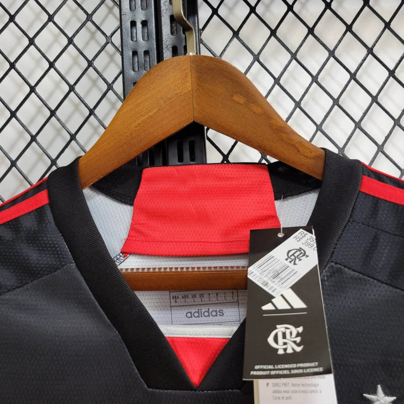 24-25 - CAMISETA TORCEDOR FLAMENGO MANDANTE