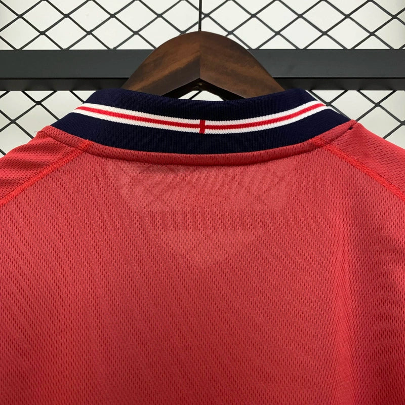 Retro Inglaterra 2002