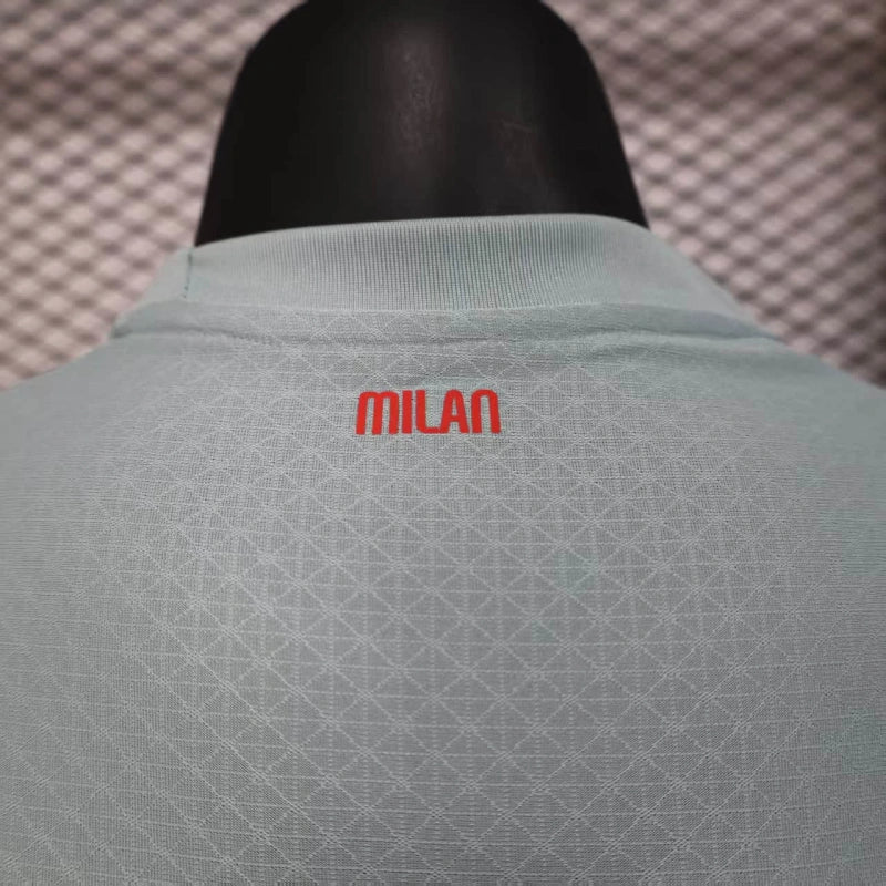 Jogador Milan 2025