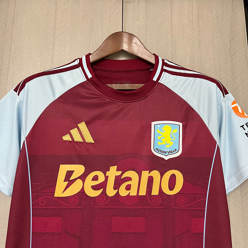 25-26 Aston Villa torcedor mandante