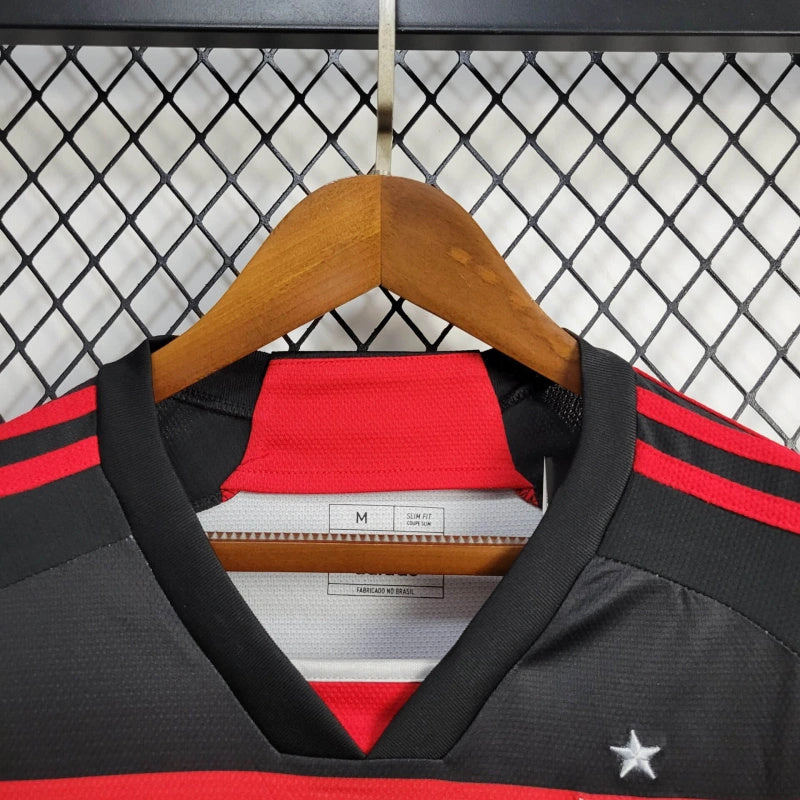 24-25 - CAMISETA TORCEDOR FLAMENGO MANDANTE