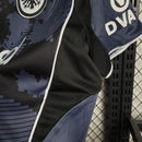 25-26 Torcedor Frankfurt