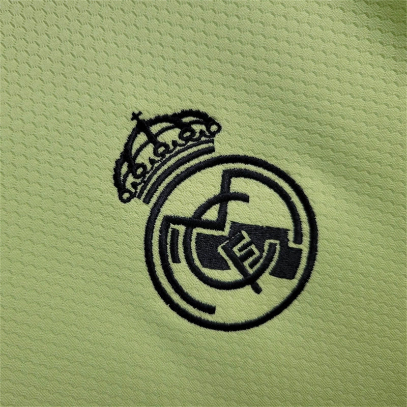 24-25 Real Madrid torcedor versão verde