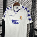 Retro 1994-96 Real Madrid mandante