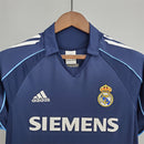 retro 2005-06 Real Madrid visitante