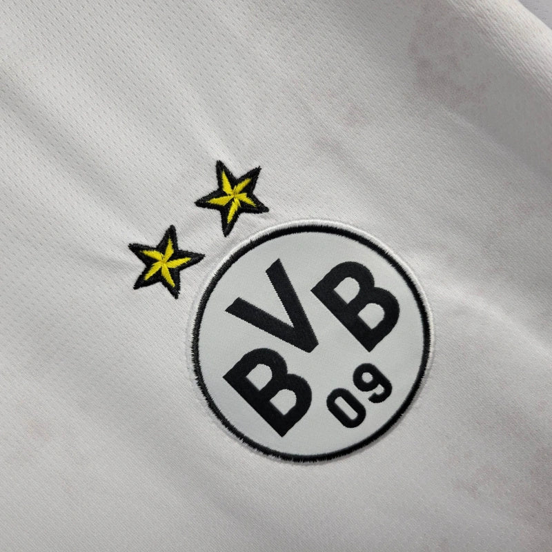 24-25 Dortmund torcedor visitante
