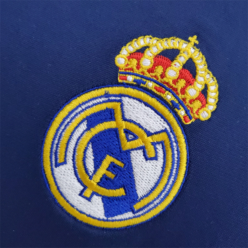 retro 2005-06 Real Madrid visitante