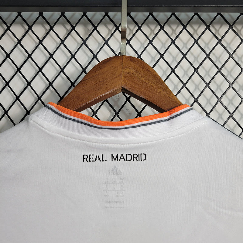 14-15 - CAMISETA RETRO REAL MADRID MANDANTE