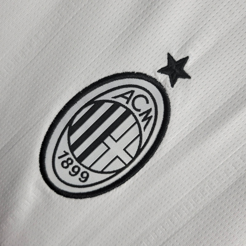 Torcida AC Milan 24-25