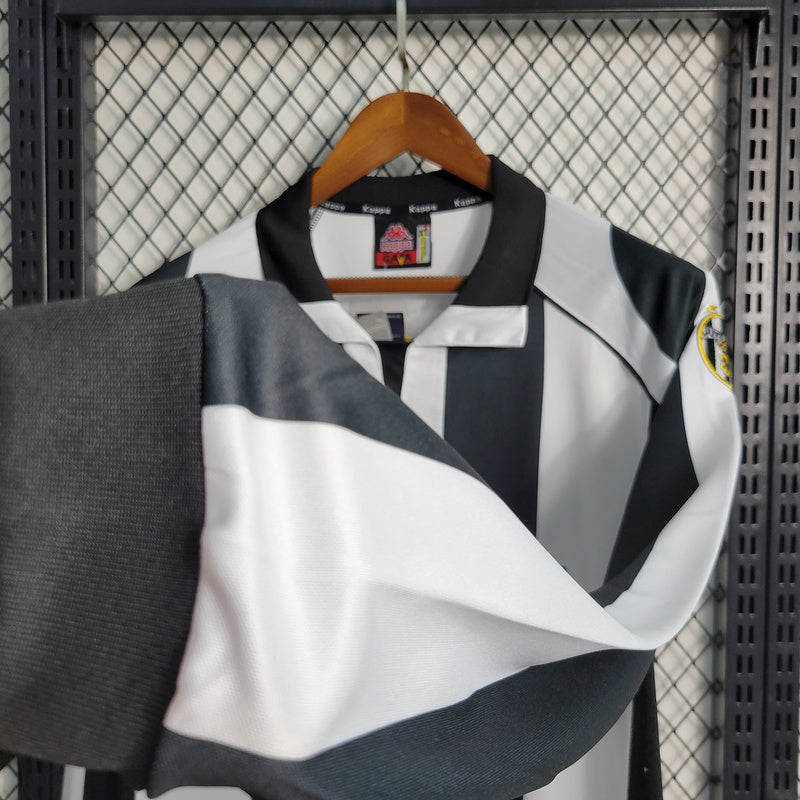 97-98 - CAMISETA RETRO JUVENTUS MANDANTE