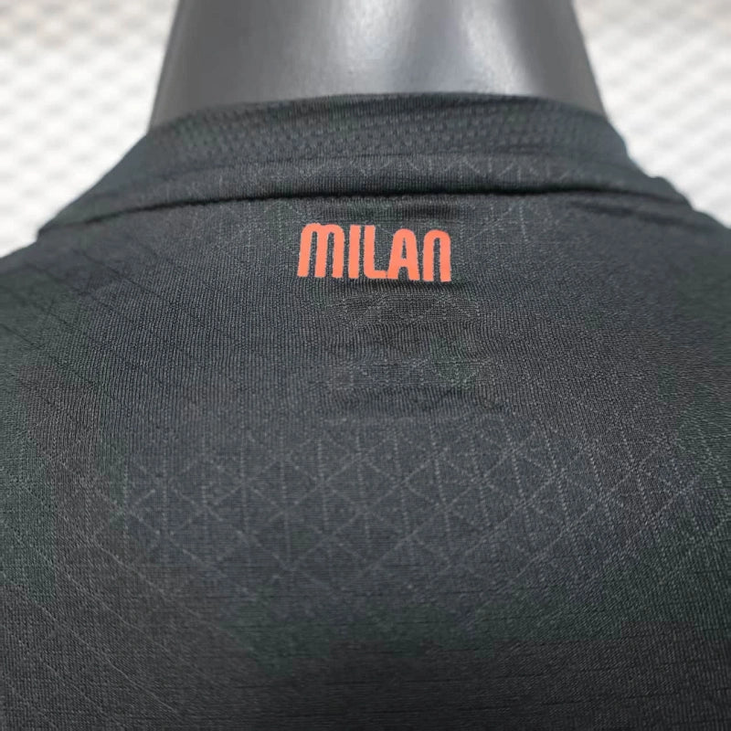 Jogador Milan 25-26