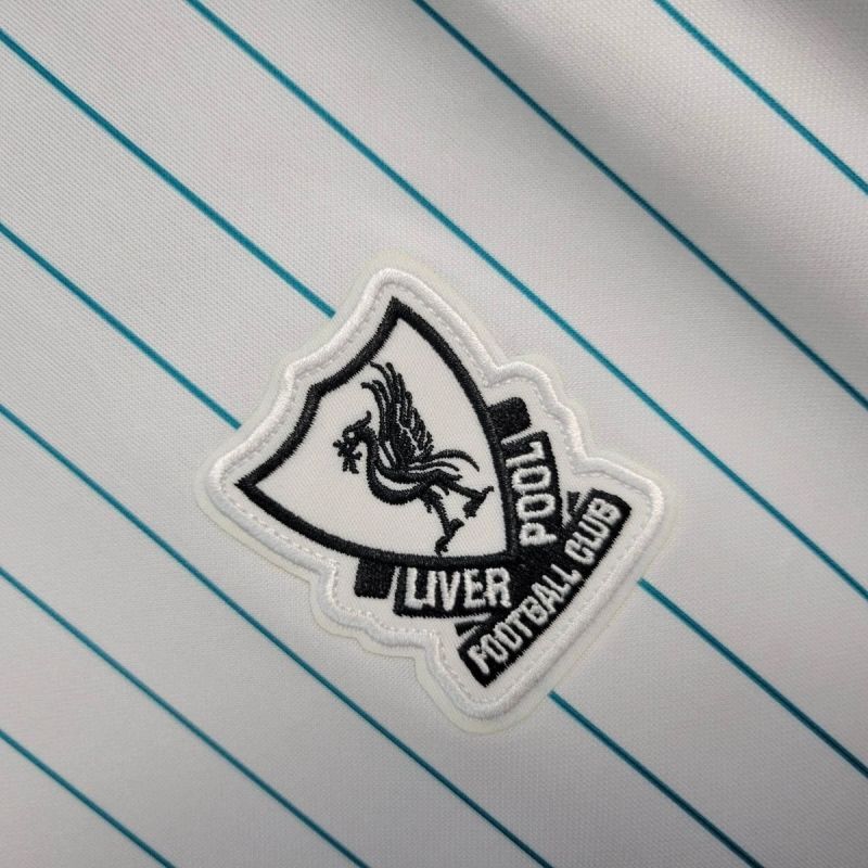 25-26 Torcedor Liverpool