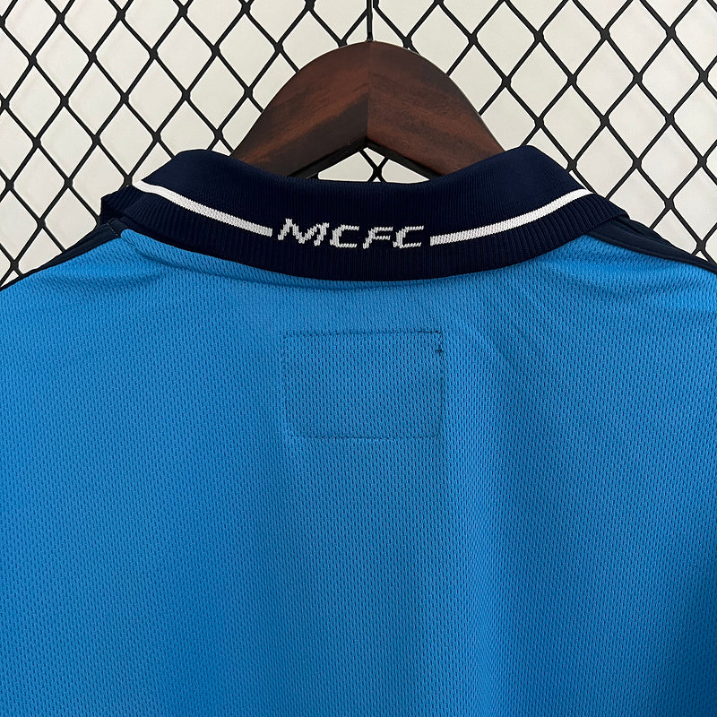 02-03 - CAMISETA RETRO MANCHESTER CITY MANDANTE