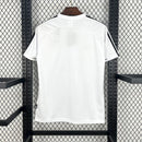 Retro 2003-04 Real Madrid versão gola U