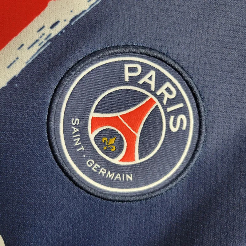 24-25 PSG torcedor mandante
