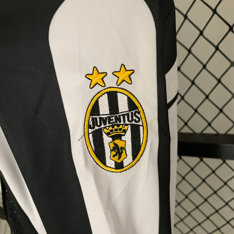 97-98 - CAMISETA RETRO JUVENTUS MANDANTE