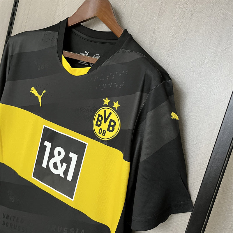 24-25 Dortmund torcedor visitante