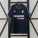 Retro 03-04 Real Madrid visitante