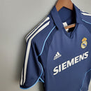 retro 2005-06 Real Madrid visitante