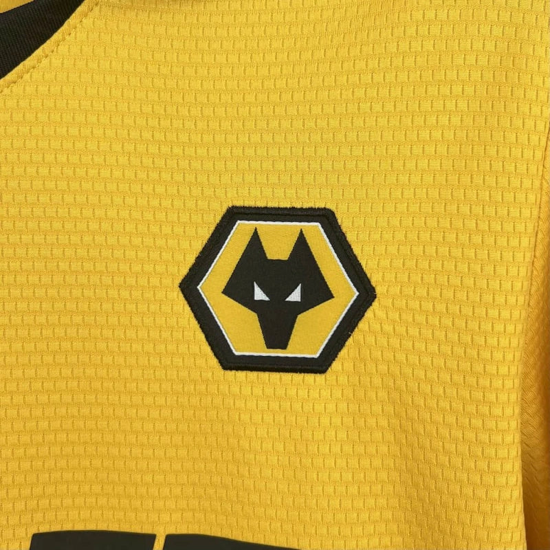 Torcedor Wolverhampton 25-26