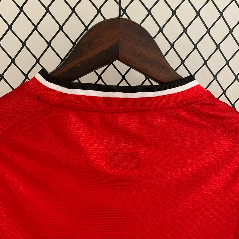 Retro 03-04 Manchester United mandante