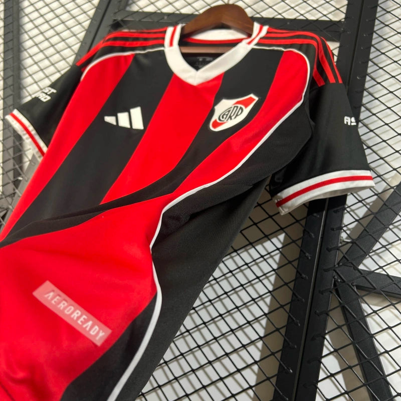 Torcedor River Plate 25-26