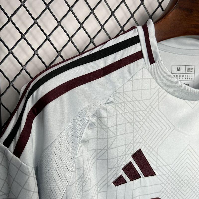 24-25 Ajax terceira camisa