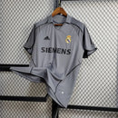 Retro 05-06 Real Madrid visitante