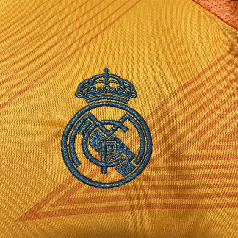 24-25 Real Madrid torcedor visitante