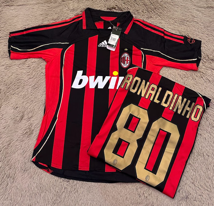 pronta entrega-Retro 2006-2007 Milan mandante nome e numero Ronaldinho 80